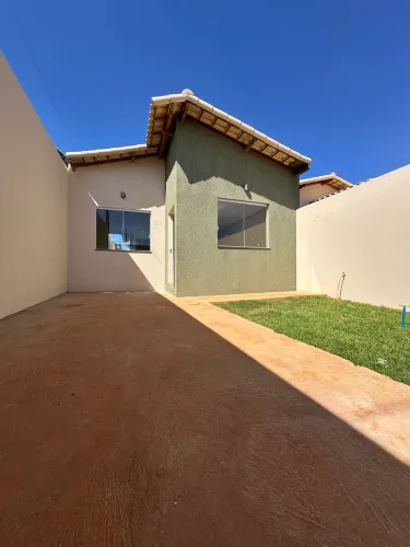 Casa à venda 3 quartos lote de 180 m² Bairro Jardim Primavera