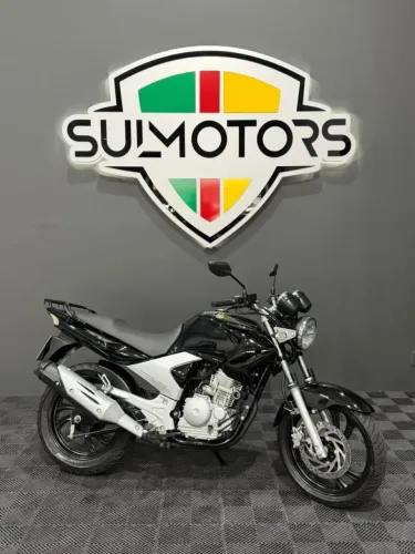 YAMAHA FAZER 250 ÓTIMO ESTADO DE CONSERVAÇÃO SUL MOTORS