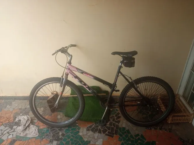 Bicicleta Aro 26 perfeito estado
