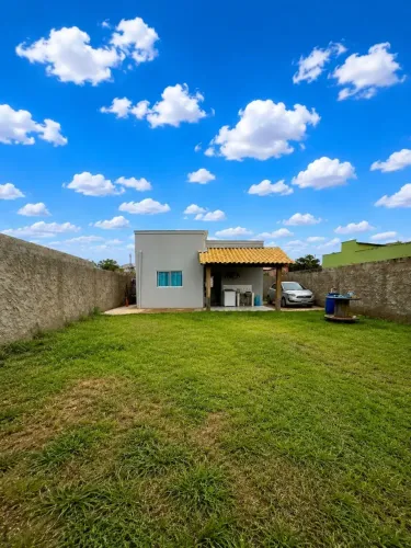 Casa 2 quartos sozinha no lote Garavelo Sul I - Hidrolândia - GO