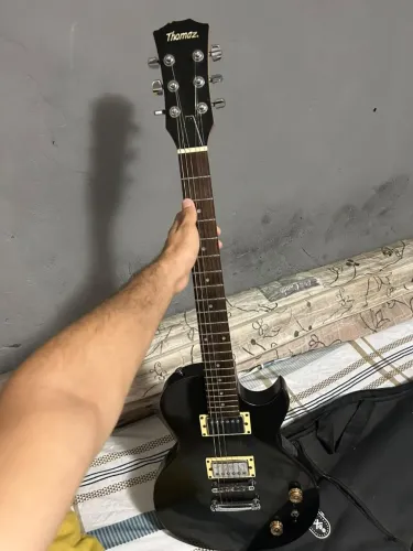 GUITARRA THOMAZ LES PAUL
