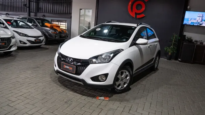 Hyundai HB20X Style 1.6 Flex 16V Mec. 2015