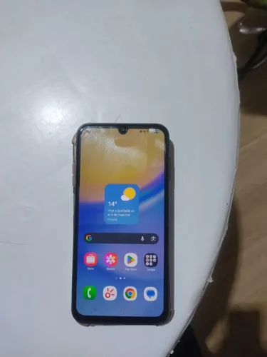 Vendo celular ou tricô por TV 