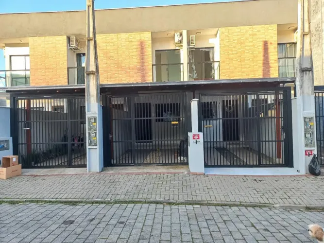 SOBRADO GEMINADO no AVENTUREIRO com 2 quartos para LOCAÇÃO, 62 m²