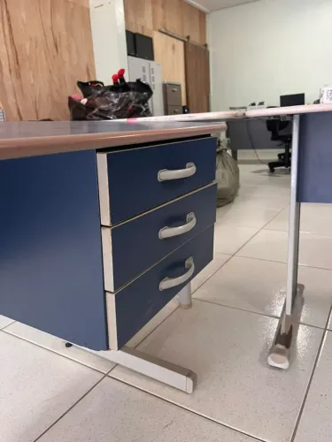 MESA DE ESCRITORIO