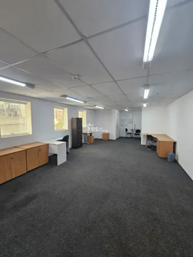 Sala comercial com acabamento moderno no Anchieta REF: 7483