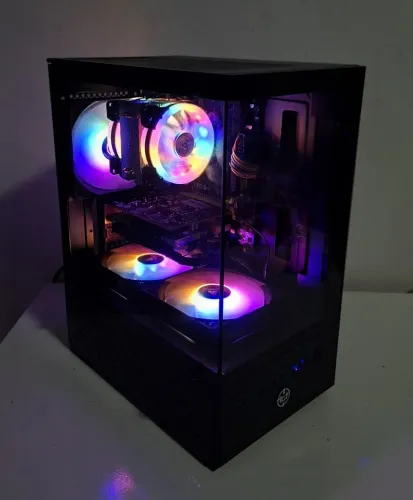 PC GAMER XEON, RX 550 4GB, 16GB RAM, SSD 240GB