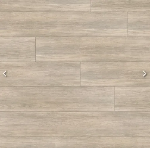 Piso Laminado com manta e rodapé 