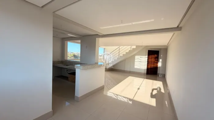 COBERTURA DUPLEX À VENDA MONTES CLAROS/MG