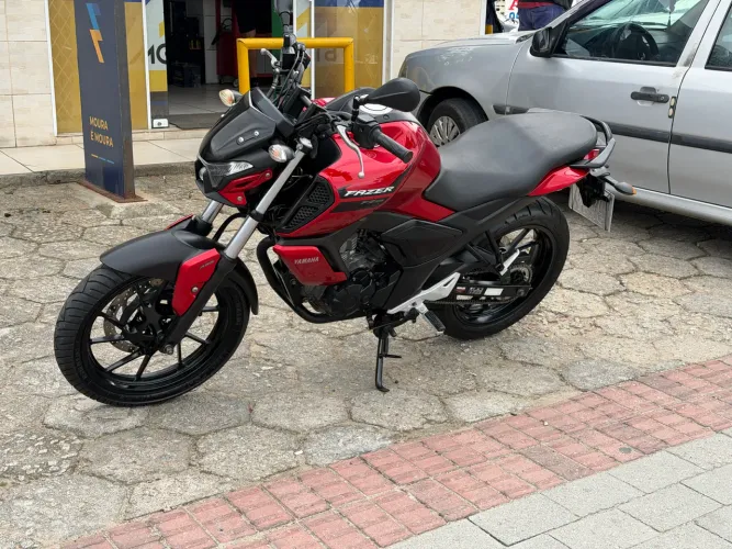 Yamaha Fazer FZ15 