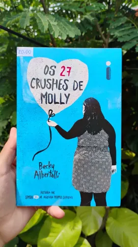 Livro Os 27 Crushes de Molly - Becky Alvertalli