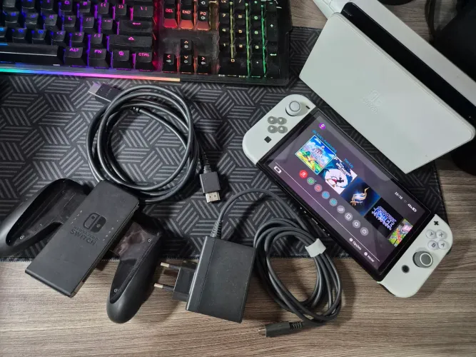 Nintendo switch Oled DESBLOQ. (SOU DE SANTOS)