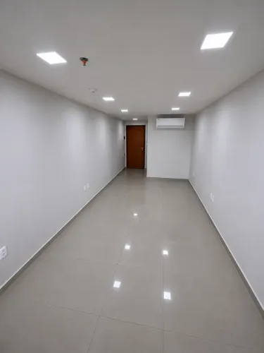 Sala Comercial 24m² no Shopping Moxuara | Vaga de Garagem