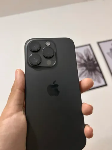 Vendo iPhone 15 pro 256 / aceito cartão