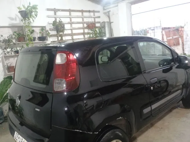 Fiat Uno Vivace Celeb. 1.0 EVO F. Flex 8V 3P 2013
