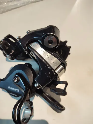 Shimano metrea 11v somente o câmbio 