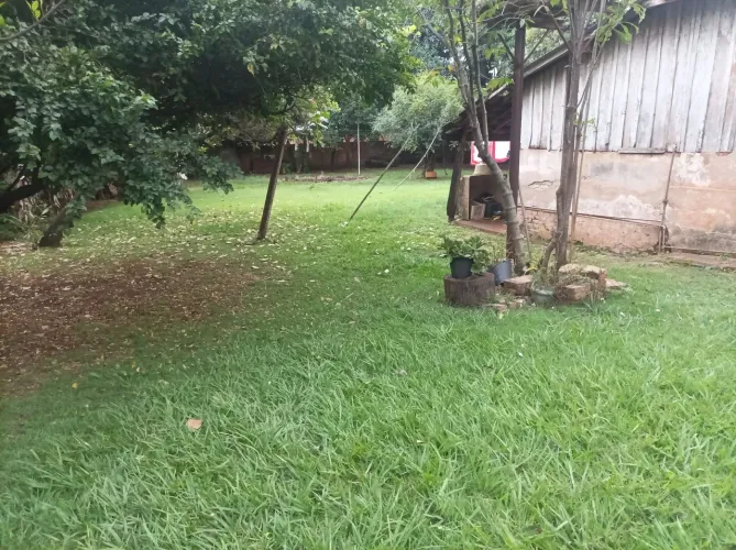 Vendo terreno na área central, próximo a feira central 