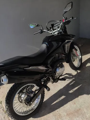 Honda Bros 160 Preta 23/24