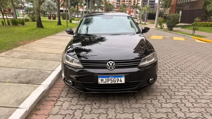 Volkswagen Jetta Comfortline 2.0 T.flex 8V 4P Tipt. 2012