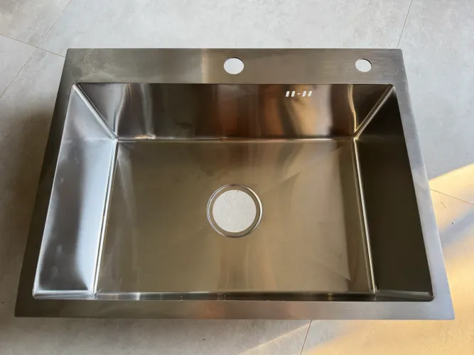 Pia cuba inox 60x40cm - com pequeno amassado