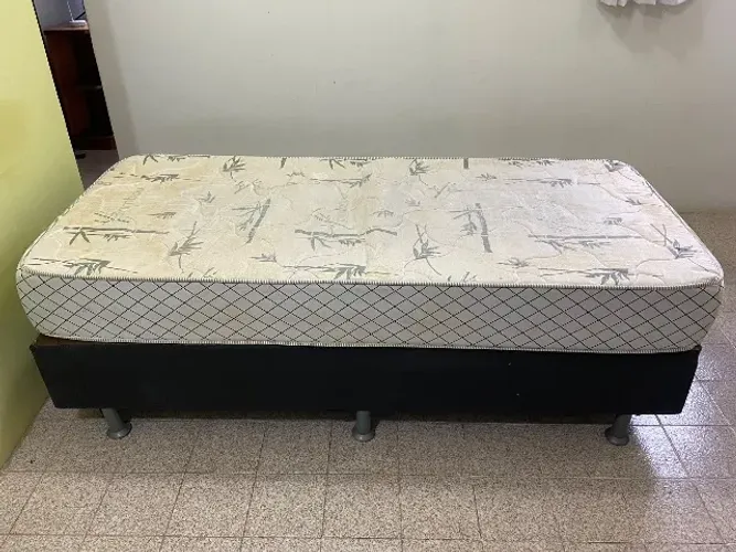 Cama box de solteiro