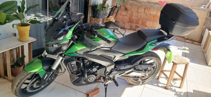 Dominar 400