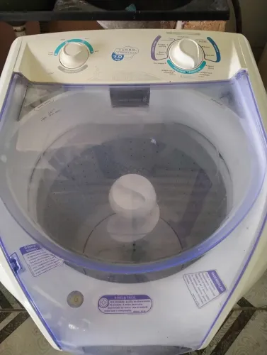 Máquina de lavar roupa Eletrolux 7k