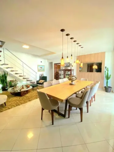 Cobertura Duplex a Venda no Bairro Centro com 04 dormitórios, 245 m² por R$ 1.700.000