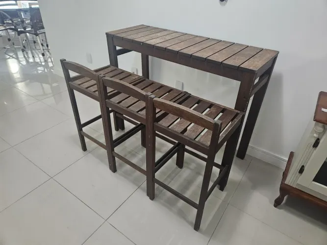 BANCADA PARA CHURRASCO C/ 3 BANQUETAS
