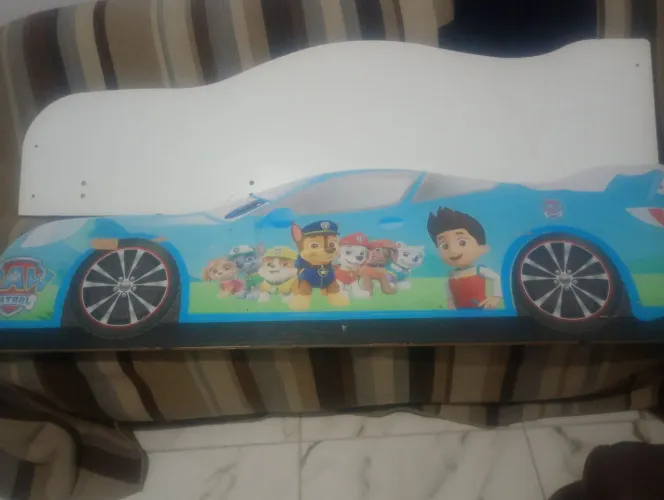 Cama infantil carro
