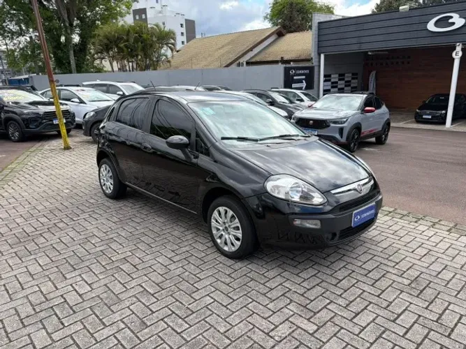 Fiat Punto Attractive 1.4 Fire Flex 8V 5P 2017