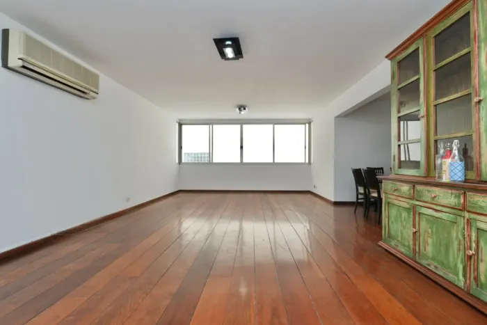 Apartamento para venda e locação em Perdizes com 3 quartos, sendo 1 suíte, 129m²