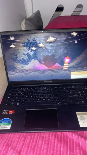 Notebook ASUS Vivobook Ryzen 5 8GB 512GB SSD Semi-Novo