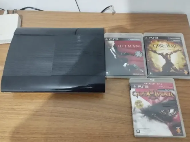 PlayStation 3 Super Slim - Excelente Estado