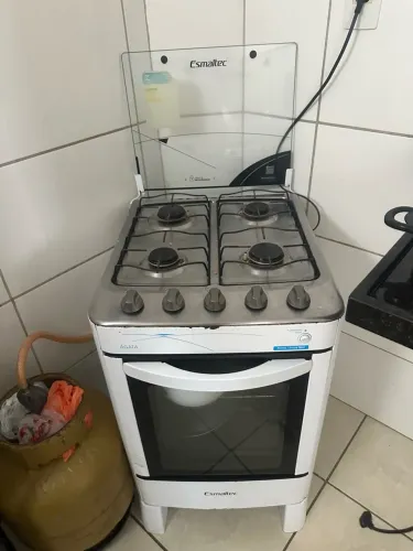 Geladeira e fogão