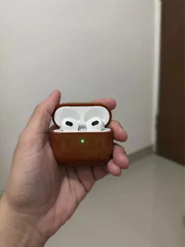 AirPods 3
