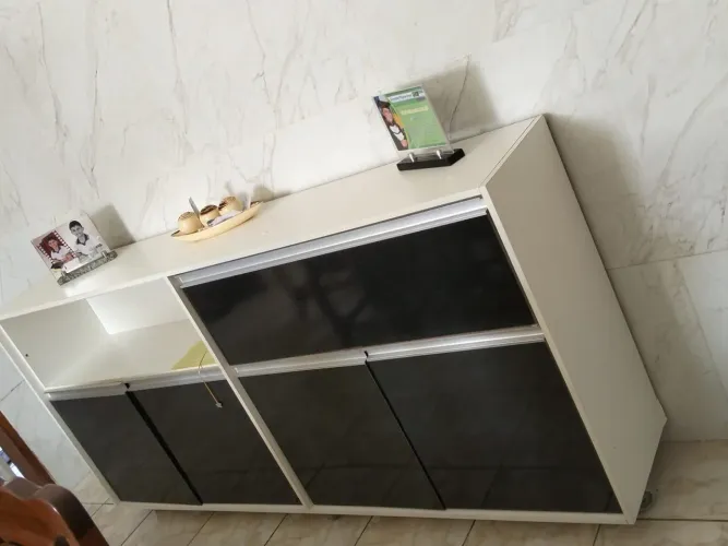 Armário de cozinha planejado de madeira