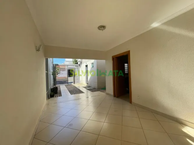 Excelente Casa para Locação Conforto, Espaço e Sustentabilidade!