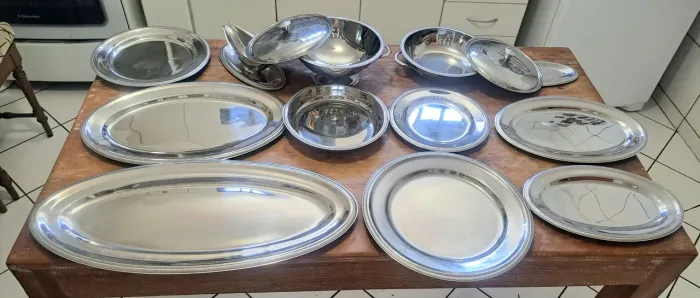 Conjunto de servir da Meridional em aço inox novas !