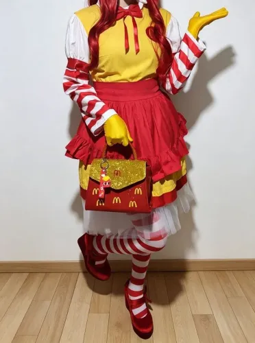 Cosplay Feminino temático do McDonald's