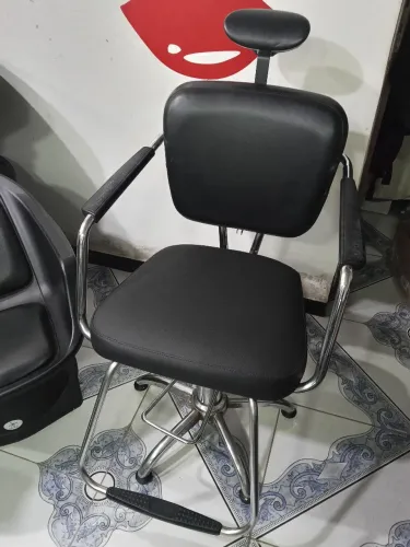 Cadeira hidráulica para cabeleireiro