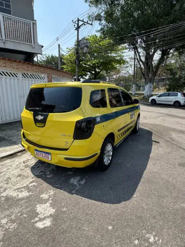 Chevrolet Spin LT 1.8 8V Econo.flex 5P Mec. 2016