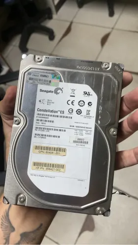 HD 2 tb SAS / SCSI