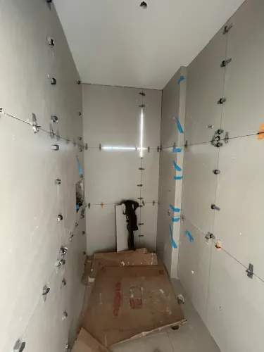 Instalaçao piso porcelanato e vinyl 