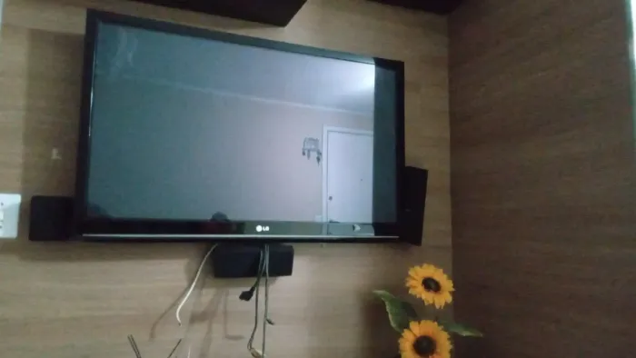 Tv LG 42 p/ conserto