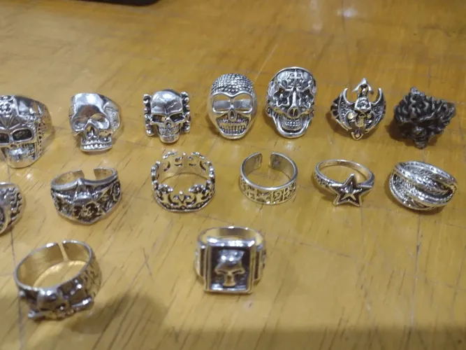 Anéis masculinos diversos