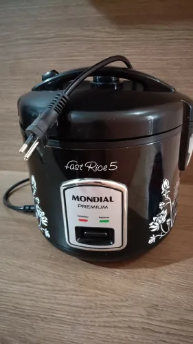 Panela elétrica Mondial (Pouco Uso)