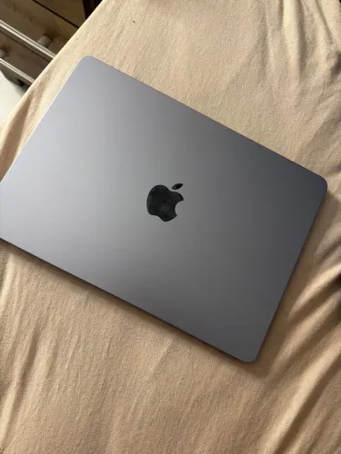 MacBook Air M2 (tela não funciona)