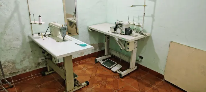 Máquina de Costura Industrial