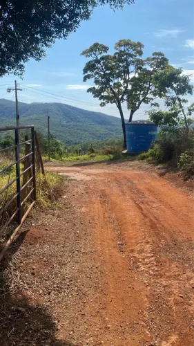 Chácara 500m água luz e asfalto, em Rio Manso ACEITO CARRO E MOTO
